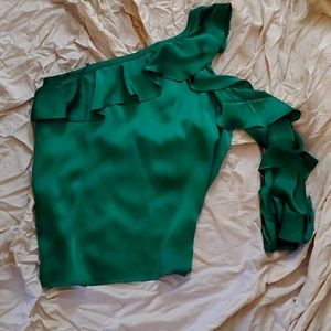 vince camuto asymmetrical green one shoulder ruffl